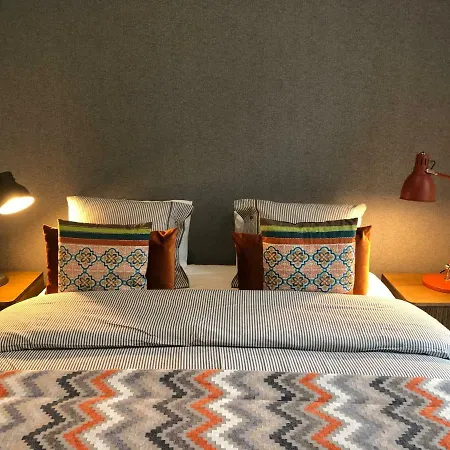 Exclusive 1 Bedroom Flat In The Heart Of