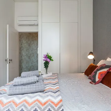 Exclusive 1 Bedroom Flat In The Heart Of Lisbon