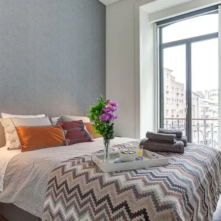 Exclusive 1 Bedroom Flat In The Heart Of *